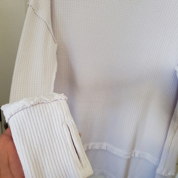 We The Free Oversized Thermal Knit White Long Sleeve Sweater Women's Size Small - Picture 3 of 9